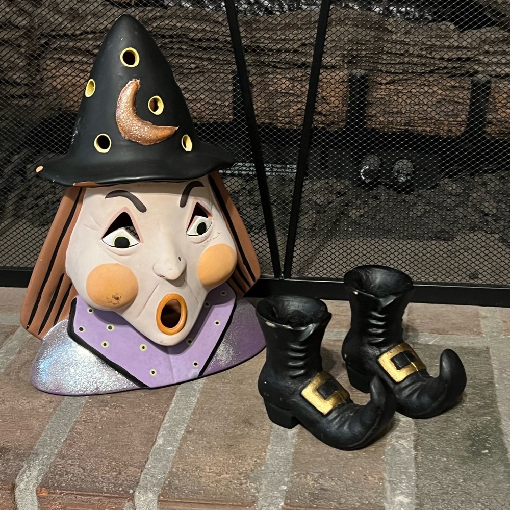 Vintage 10” Tall Witch Halloween Pottery Luminary - Picture 1 of 13